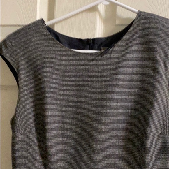 Zara knee length pencil dress - Picture 2 of 3